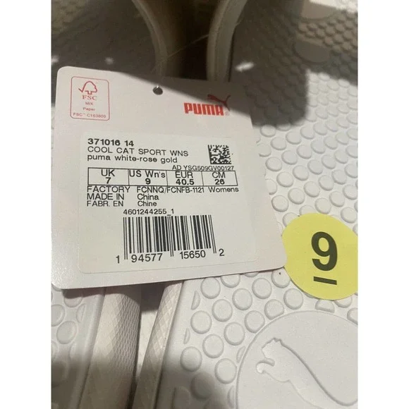 NWT PUMA Cool Cat Size 9 White with Copper Cat Logo Women Slide Sandals - Picture 3 of 3